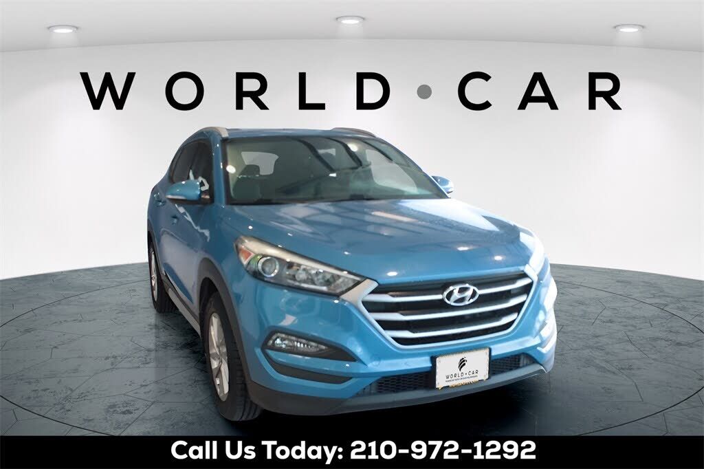 2017 HYUNDAI Tucson