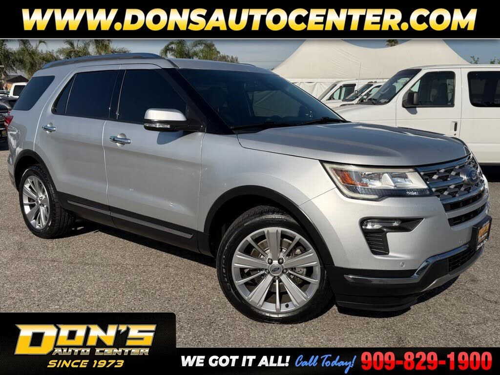 2018 FORD Explorer