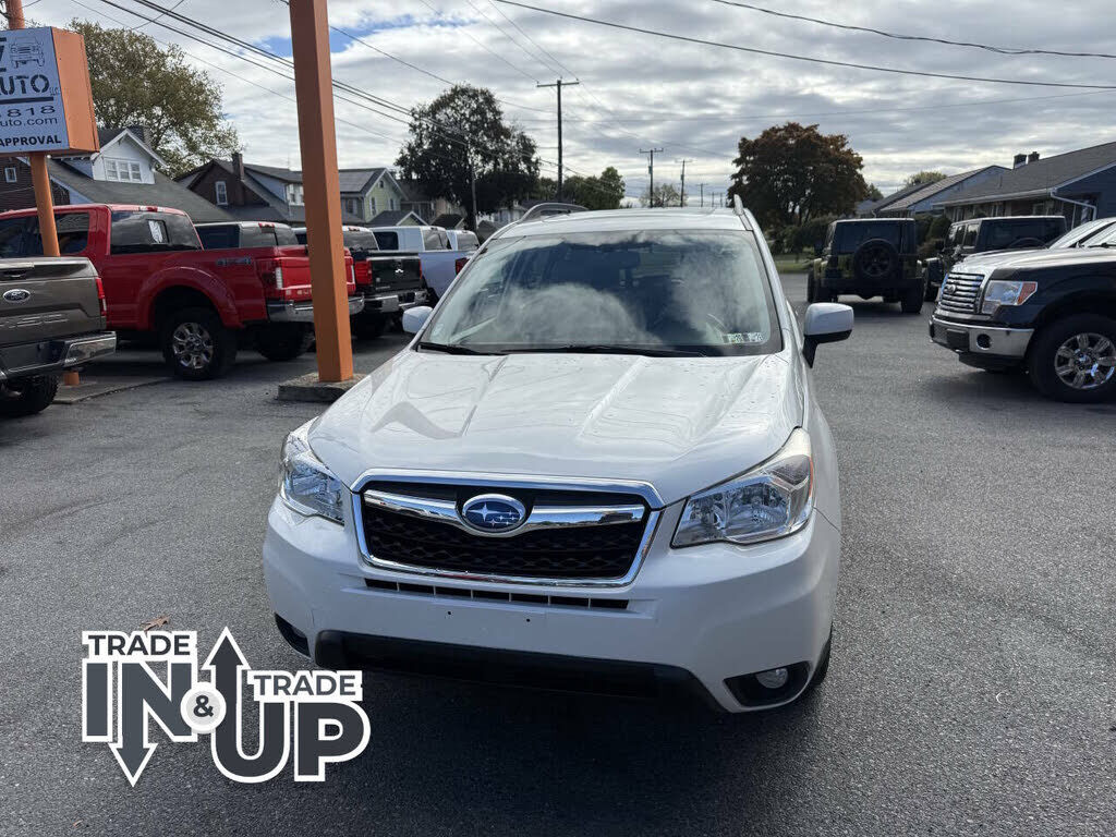 2015 SUBARU Forester