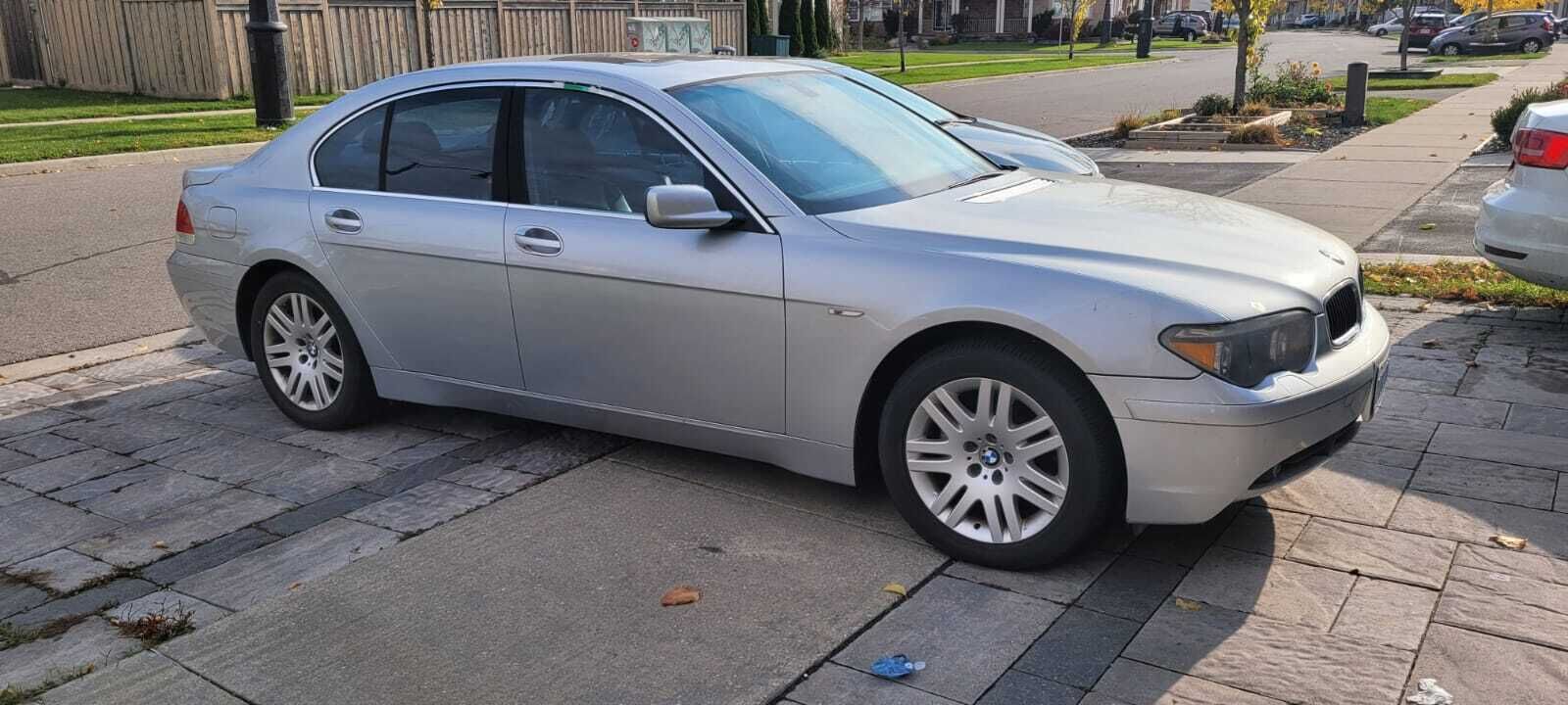 BMW 745i