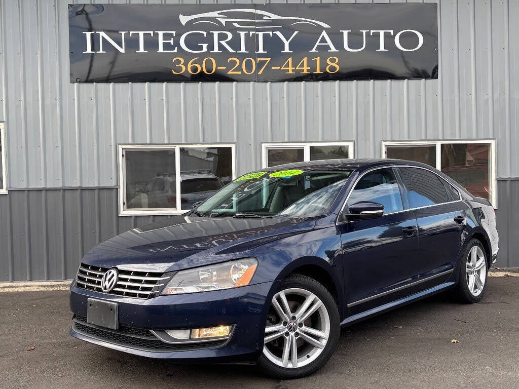2014 VOLKSWAGEN Passat