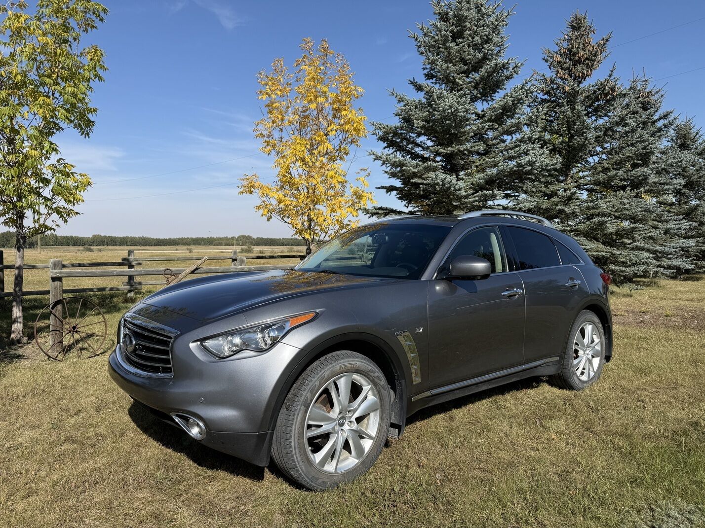 Infiniti QX70