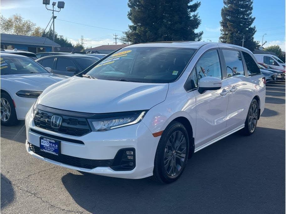2025 HONDA Odyssey