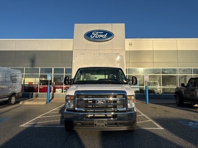 2026 FORD E-350