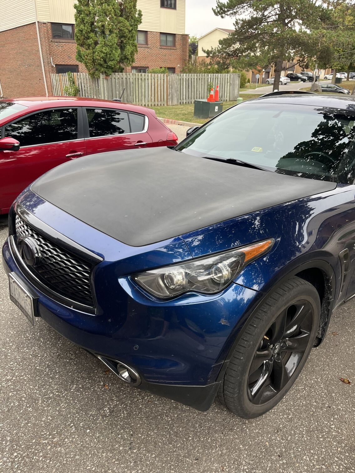 Infiniti QX70