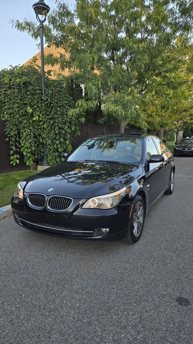 BMW 528i
