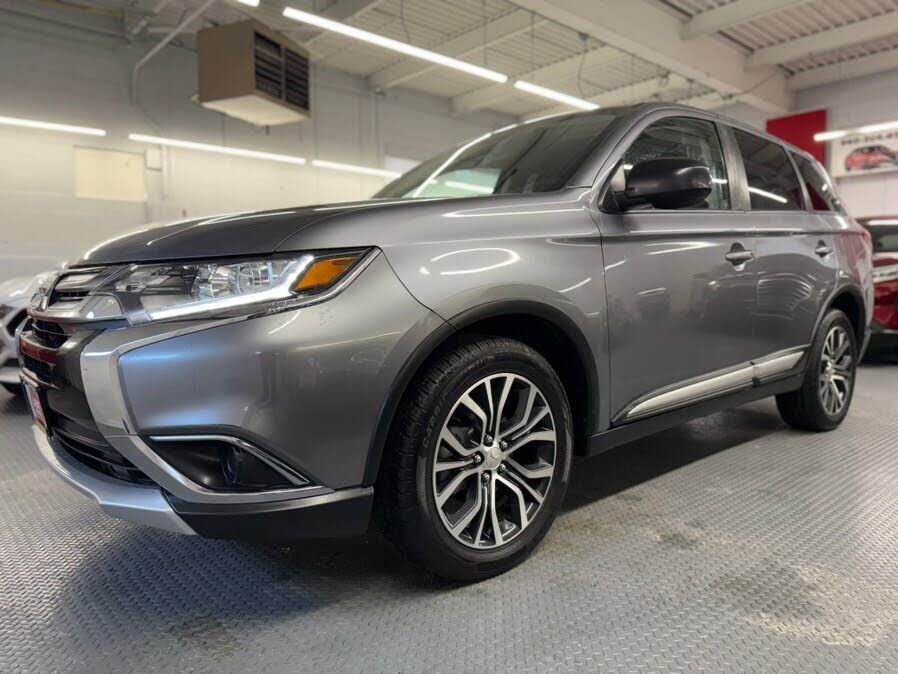 2018 MITSUBISHI Outlander