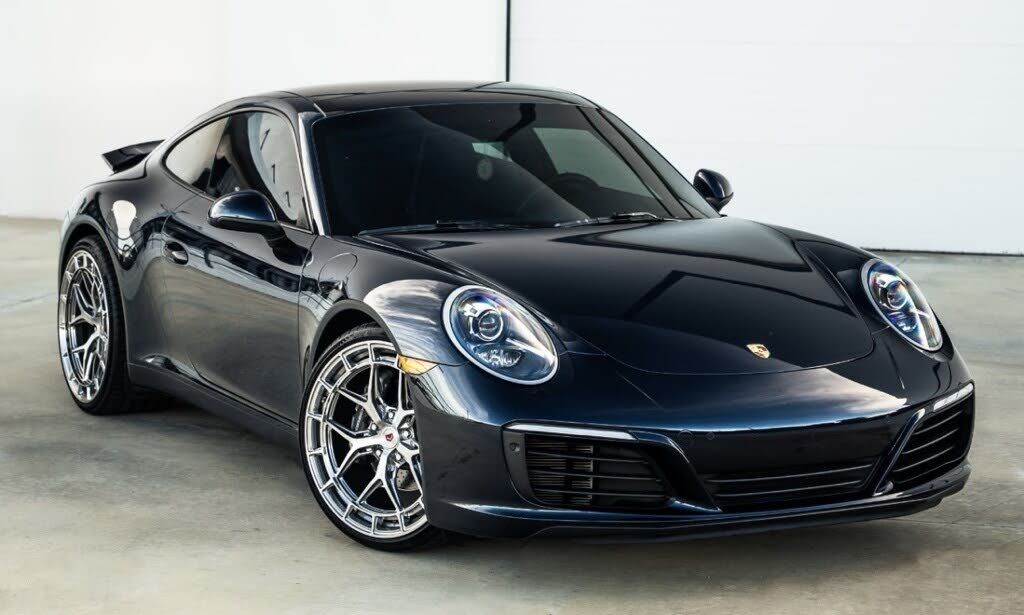 2019 PORSCHE 911