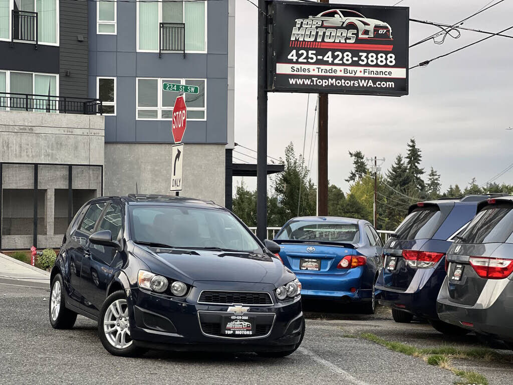 2016 CHEVROLET Sonic