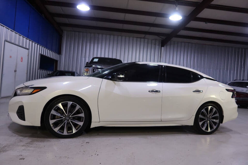 2019 NISSAN Maxima