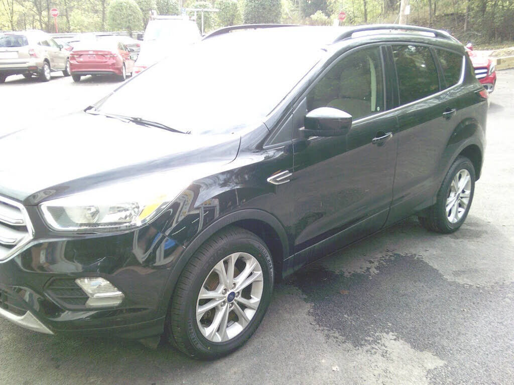 2018 FORD Escape
