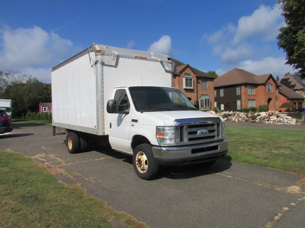 2015 FORD E-350