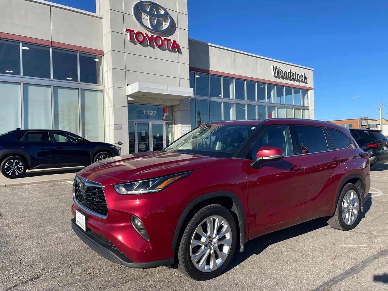 2021 TOYOTA Highlander
