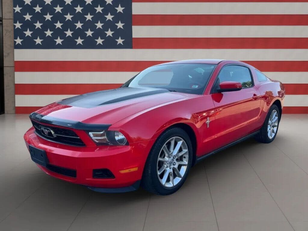 2011 FORD Mustang