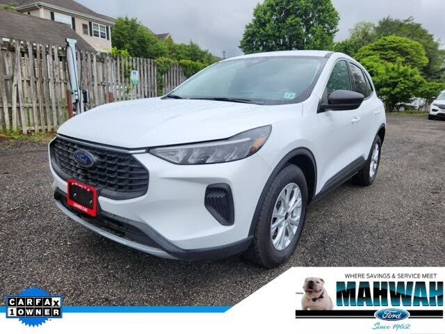 2023 FORD Escape
