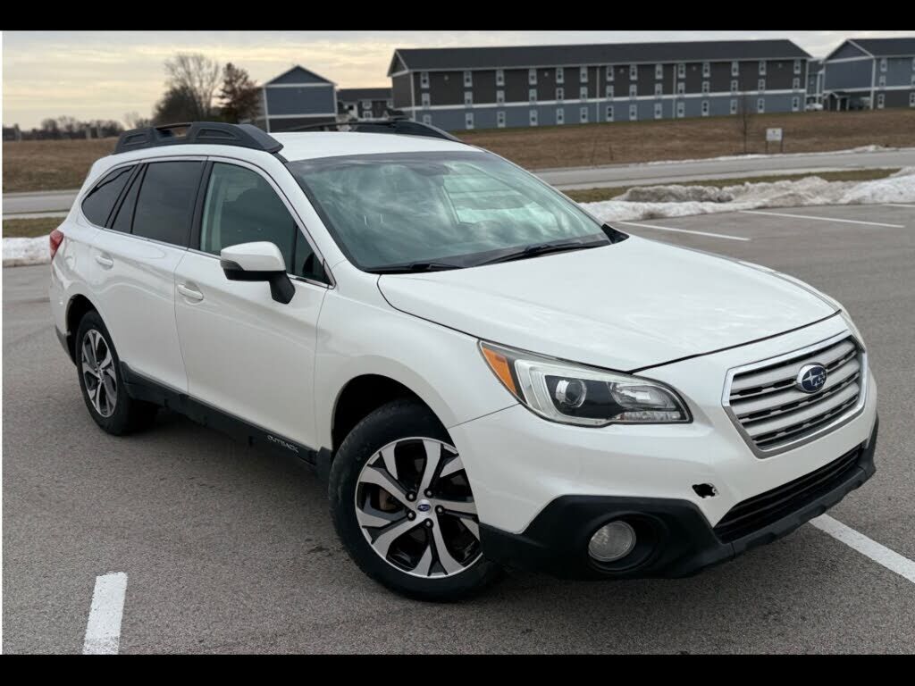 2015 SUBARU Outback