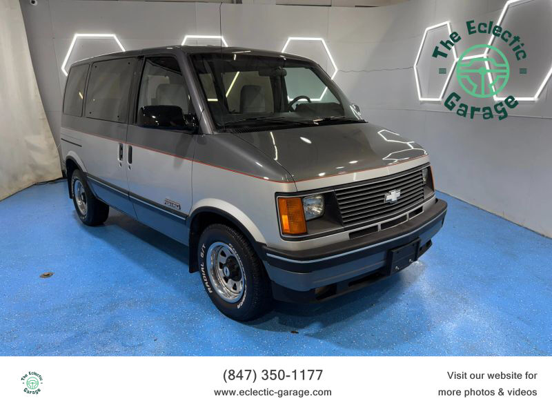 Chevrolet Astro Van