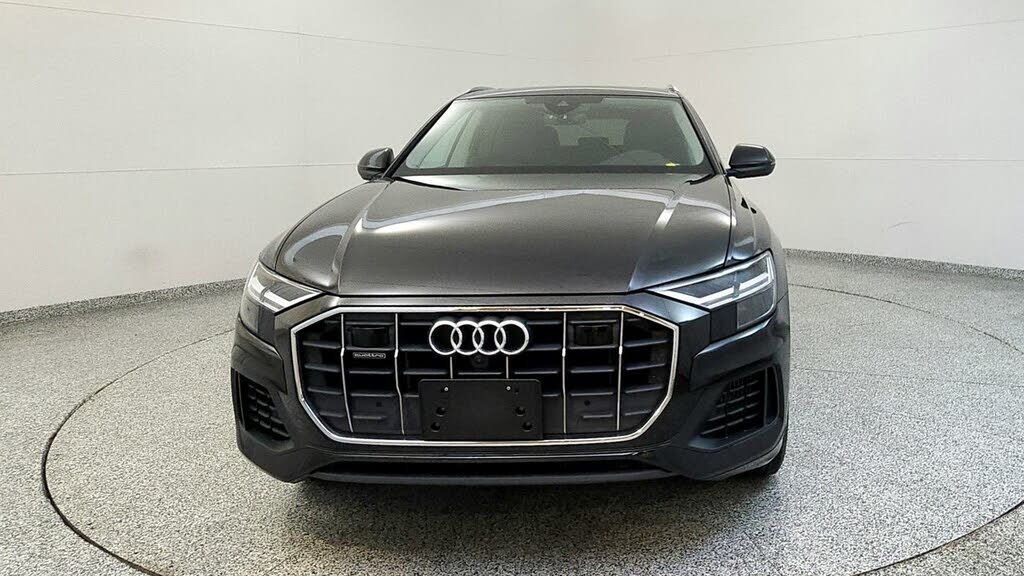 2022 Audi Q8