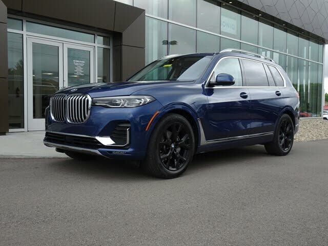 2022 BMW X7