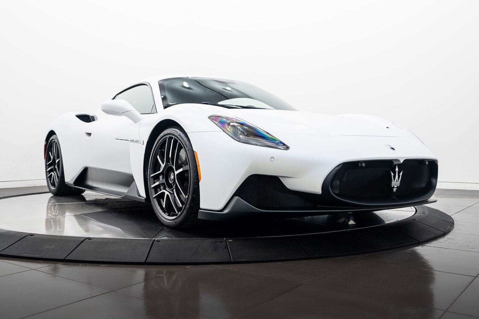 2022 MASERATI MC20