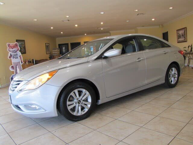 2013 HYUNDAI Sonata