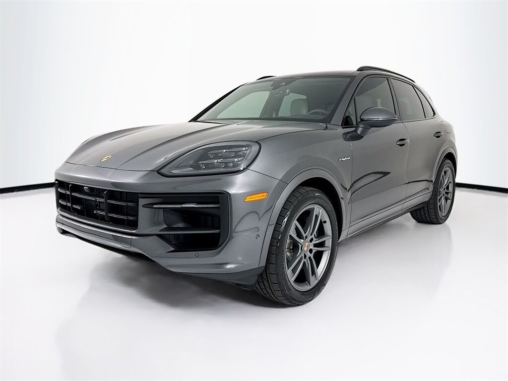 2026 PORSCHE Cayenne
