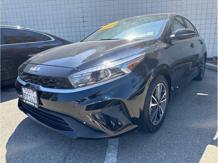 2023 KIA Forte