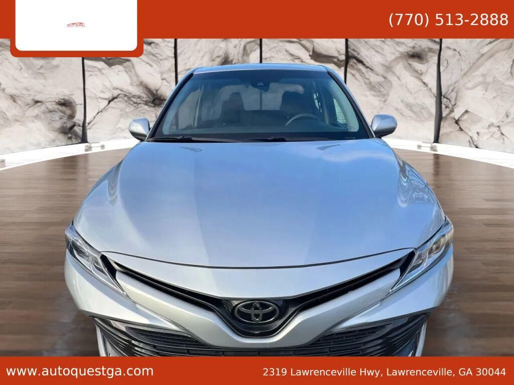 2018 TOYOTA Camry