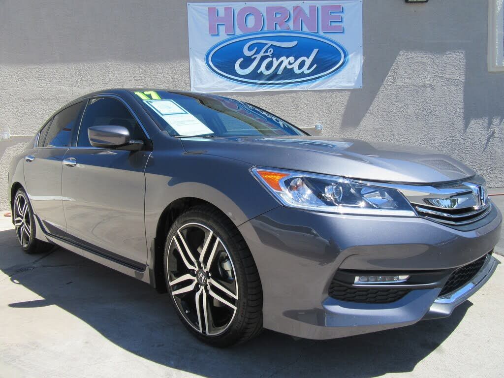 2017 HONDA Accord