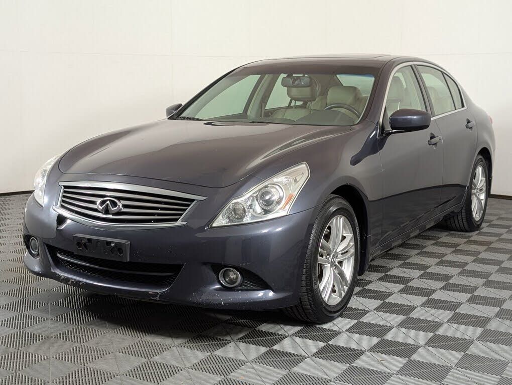 2010 INFINITI G37