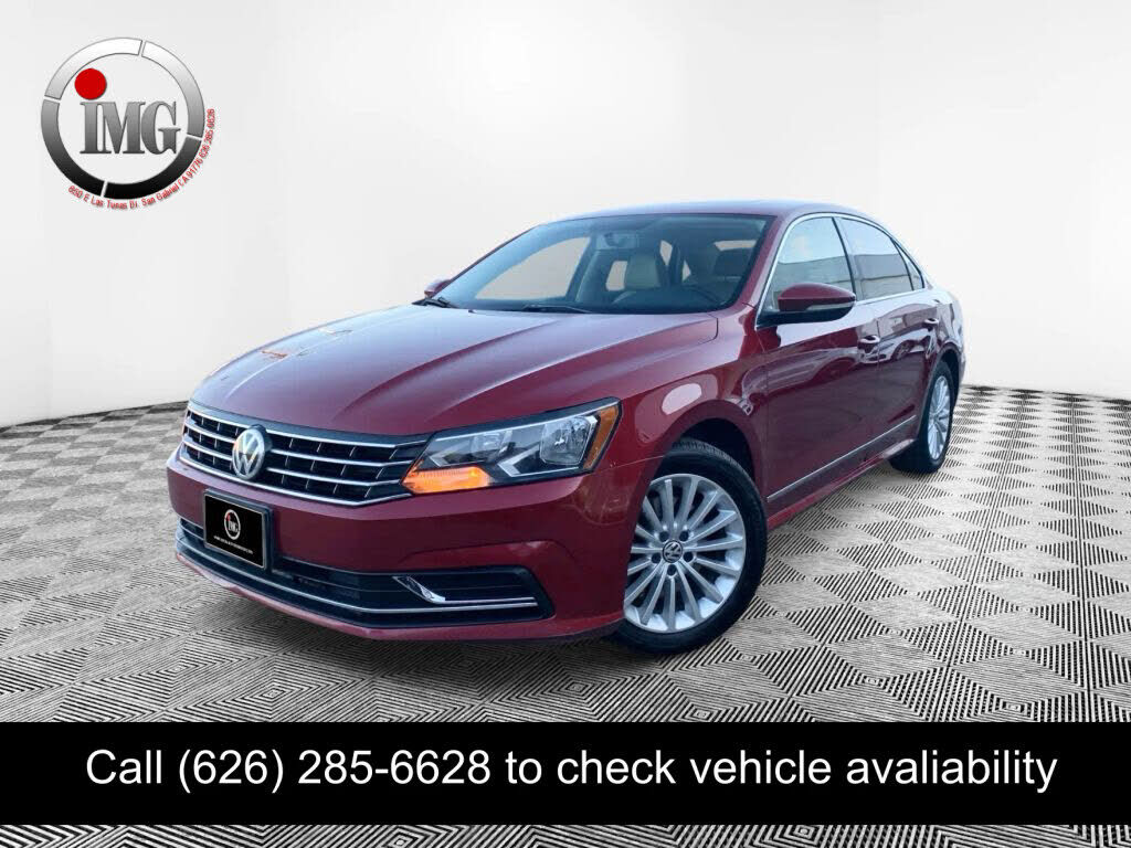 2016 VOLKSWAGEN Passat
