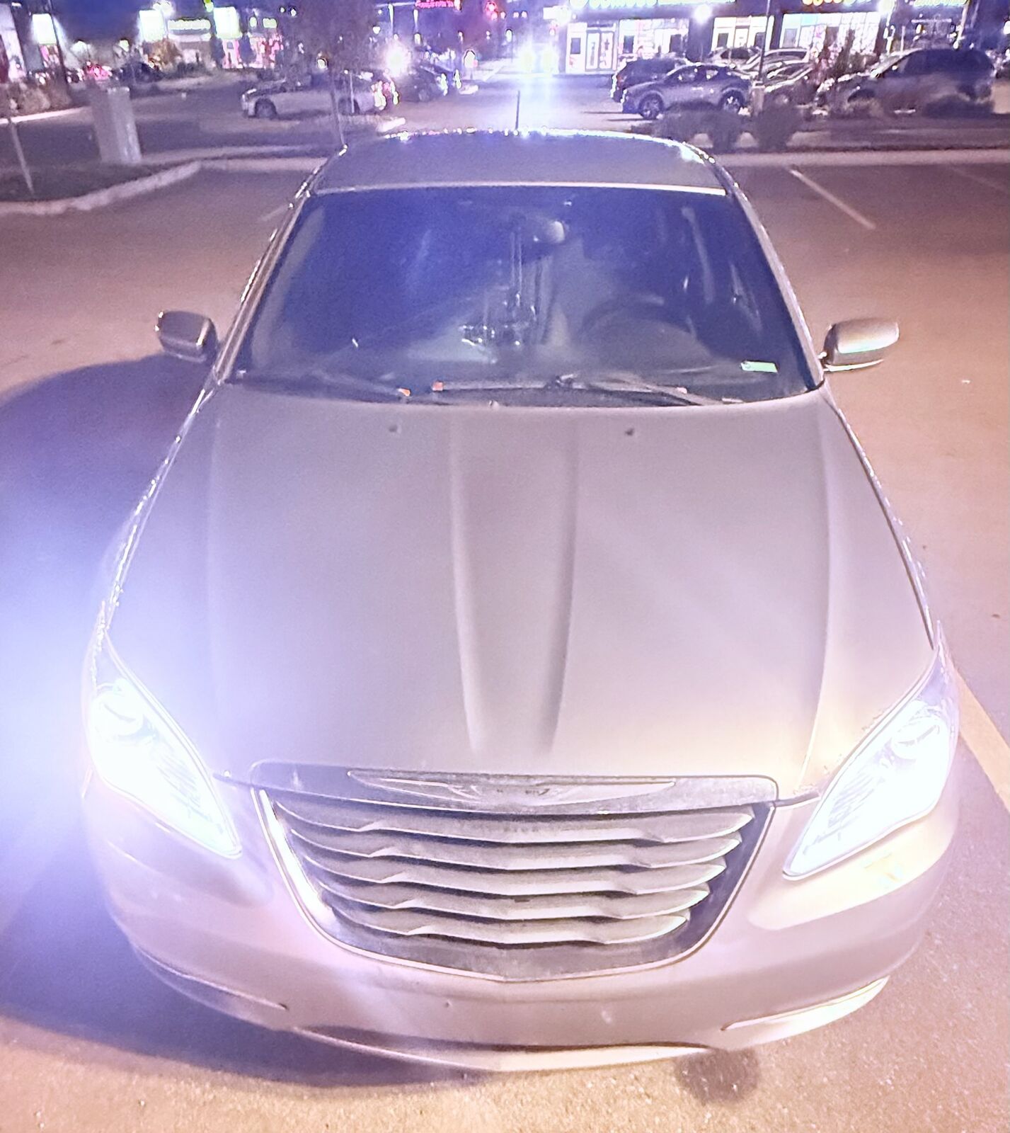 Chrysler 200