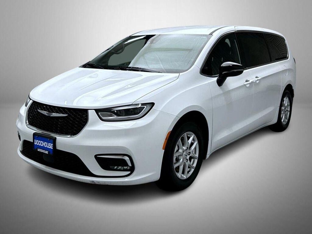 2025 CHRYSLER Pacifica
