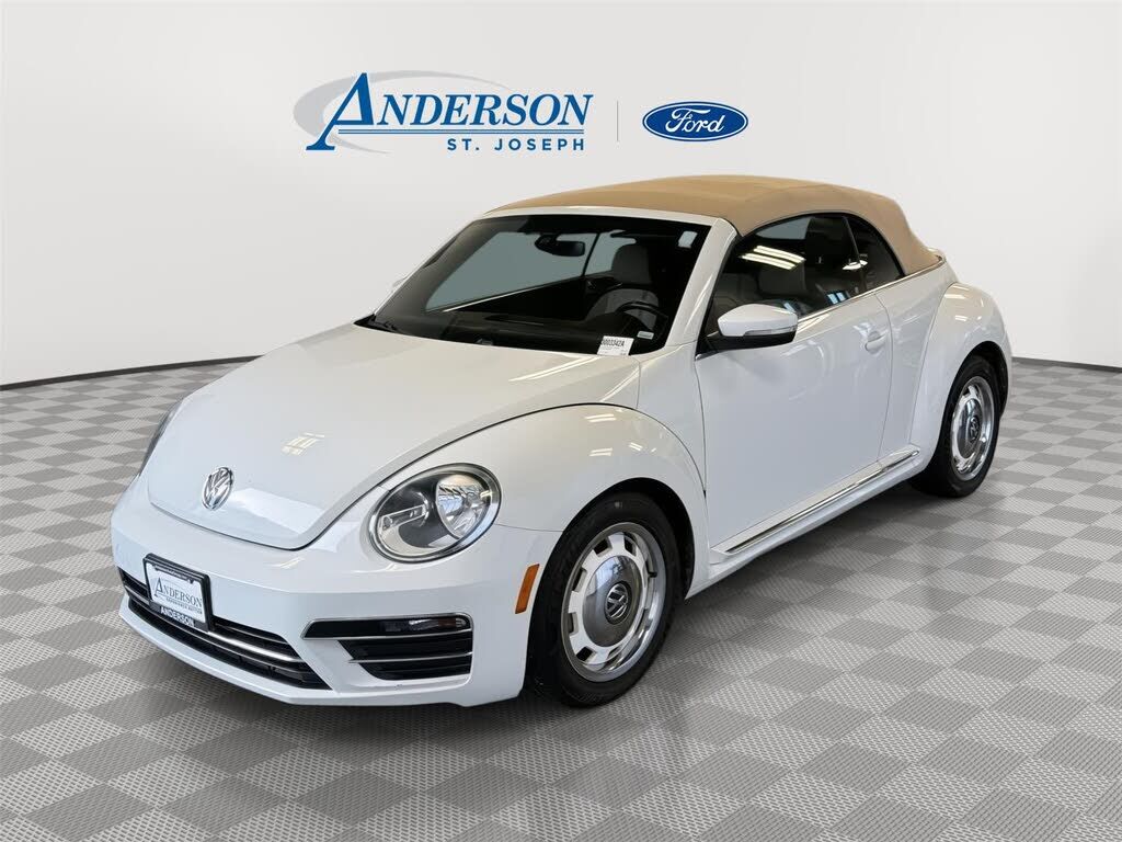 2018 VOLKSWAGEN Beetle