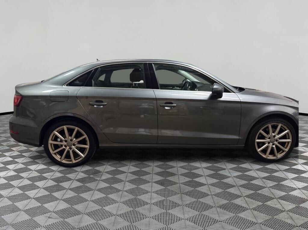 2015 AUDI A3