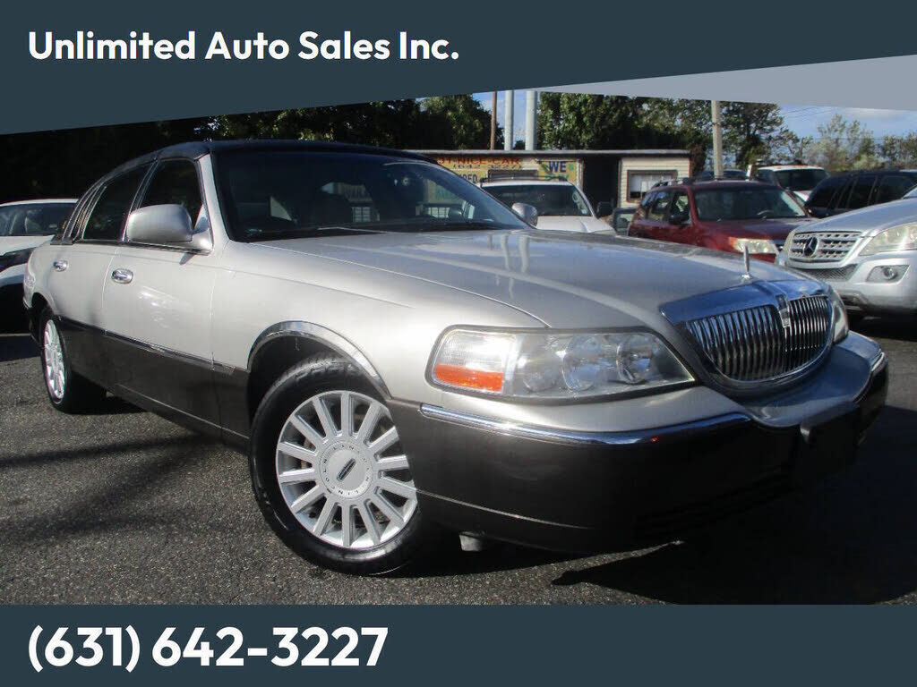 Lincoln Town Car