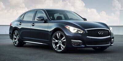 Infiniti Q70L