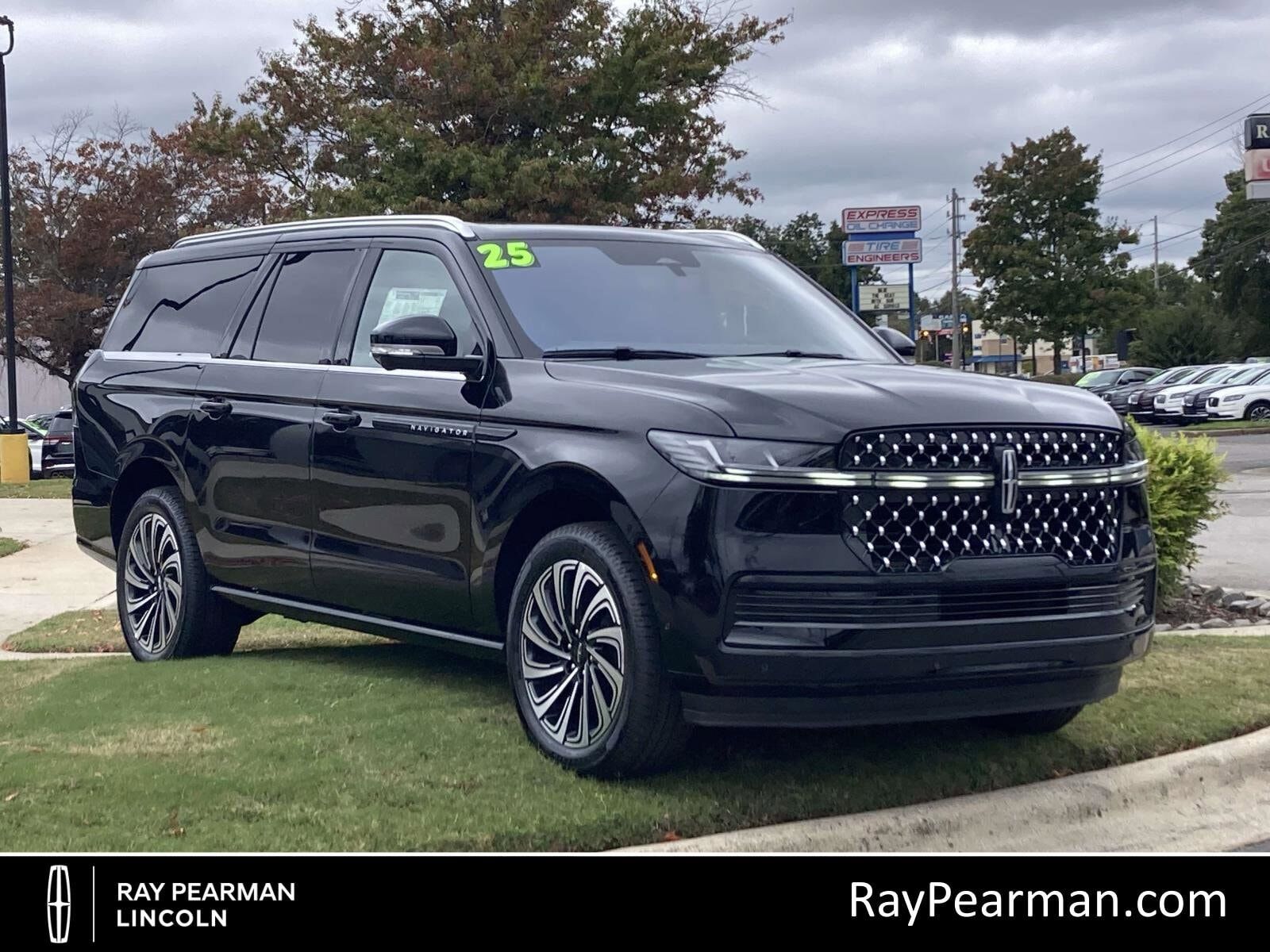 2025 LINCOLN Navigator L