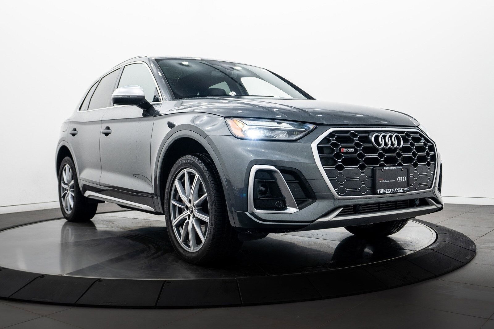 2021 AUDI SQ5