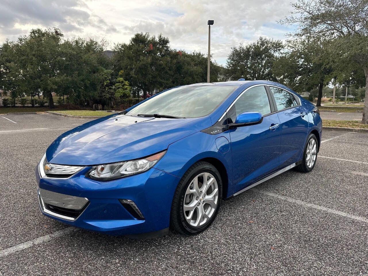 2016 CHEVROLET Volt