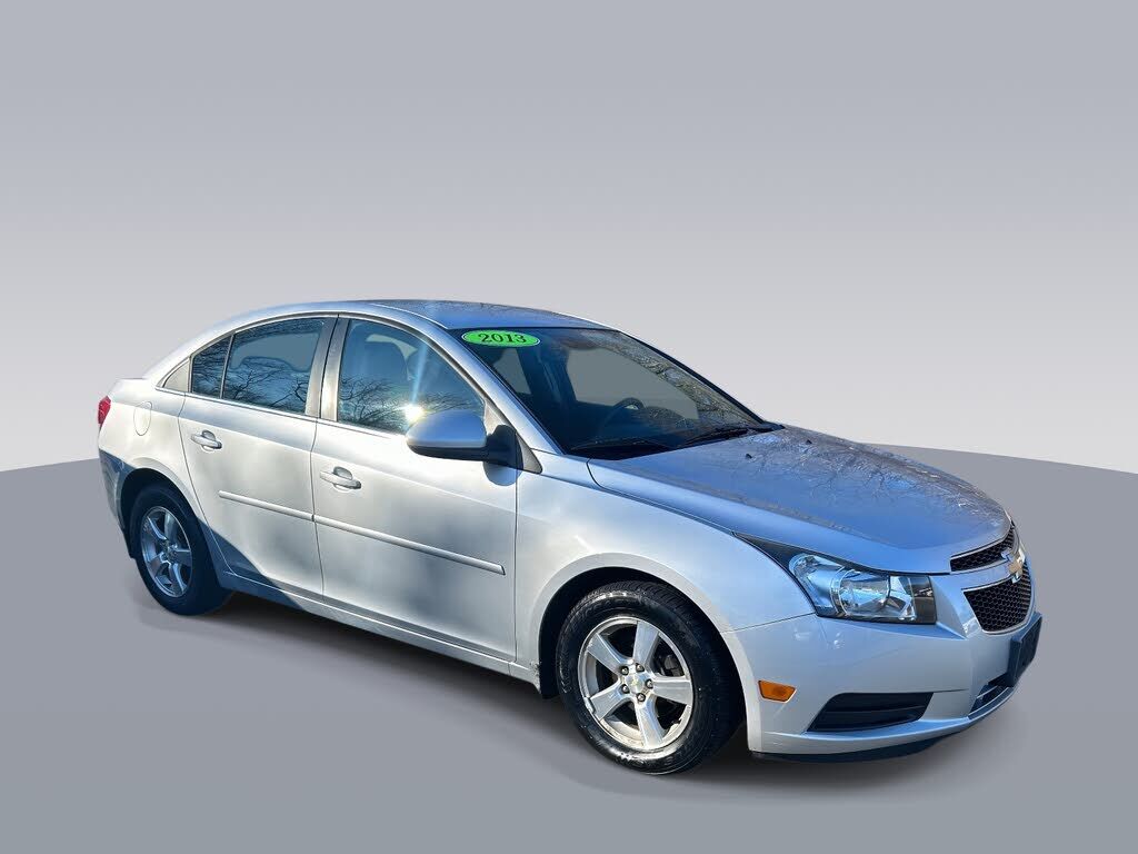 2013 CHEVROLET Cruze