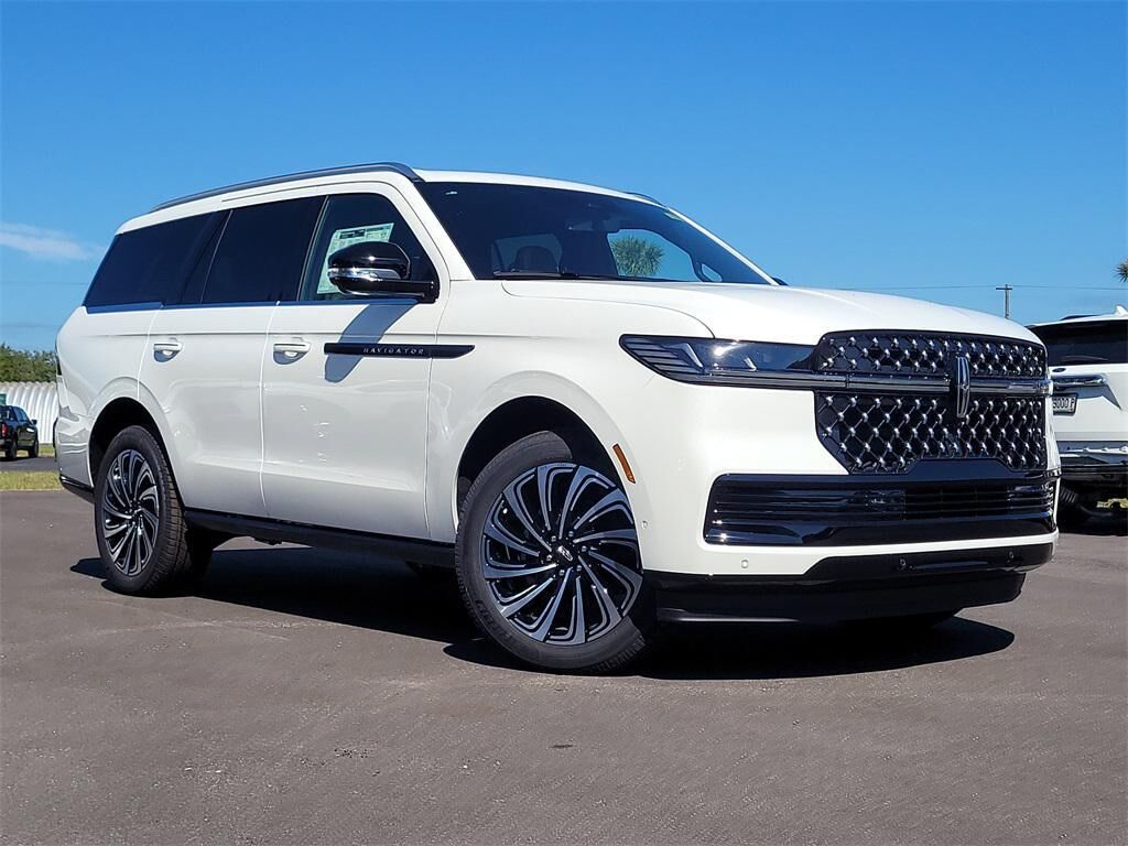 2025 LINCOLN Navigator