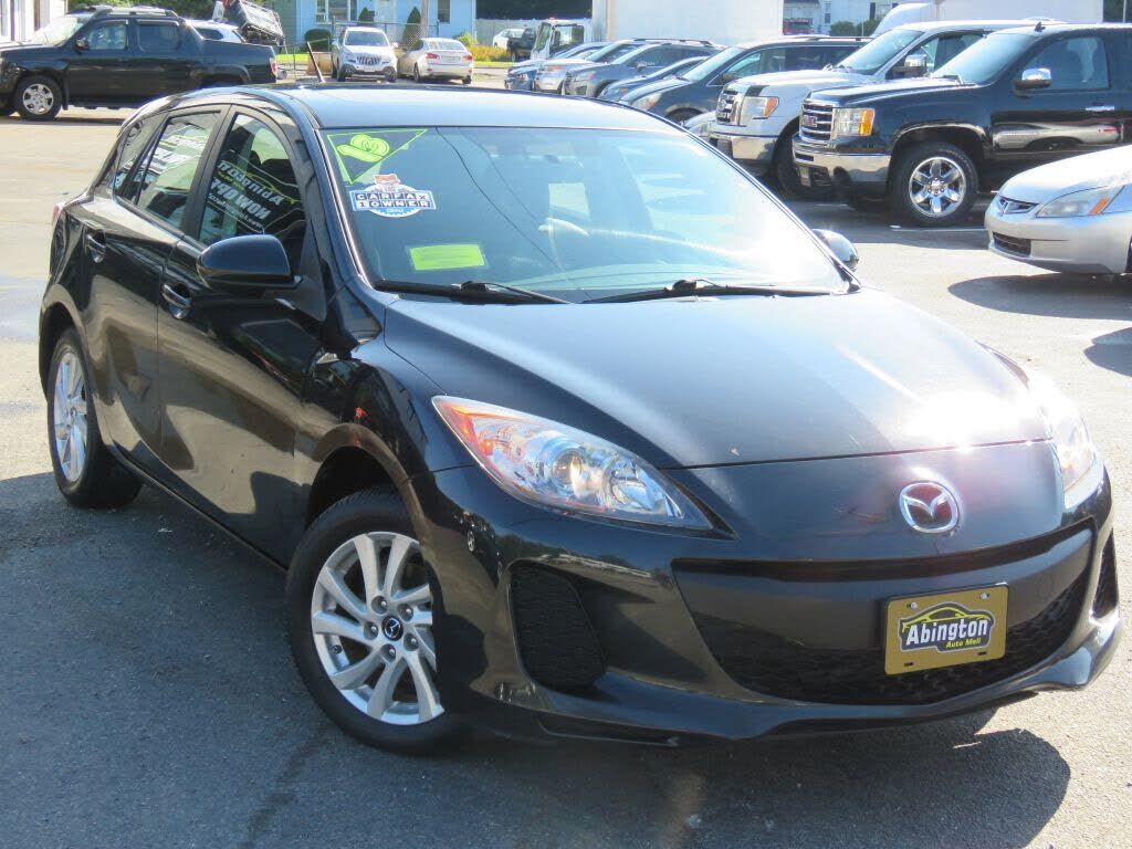 2013 MAZDA Mazda3