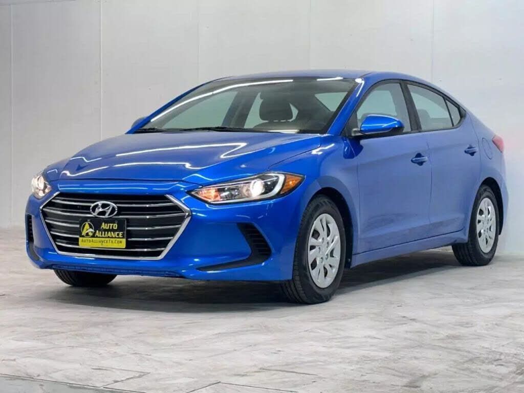 2018 HYUNDAI Elantra