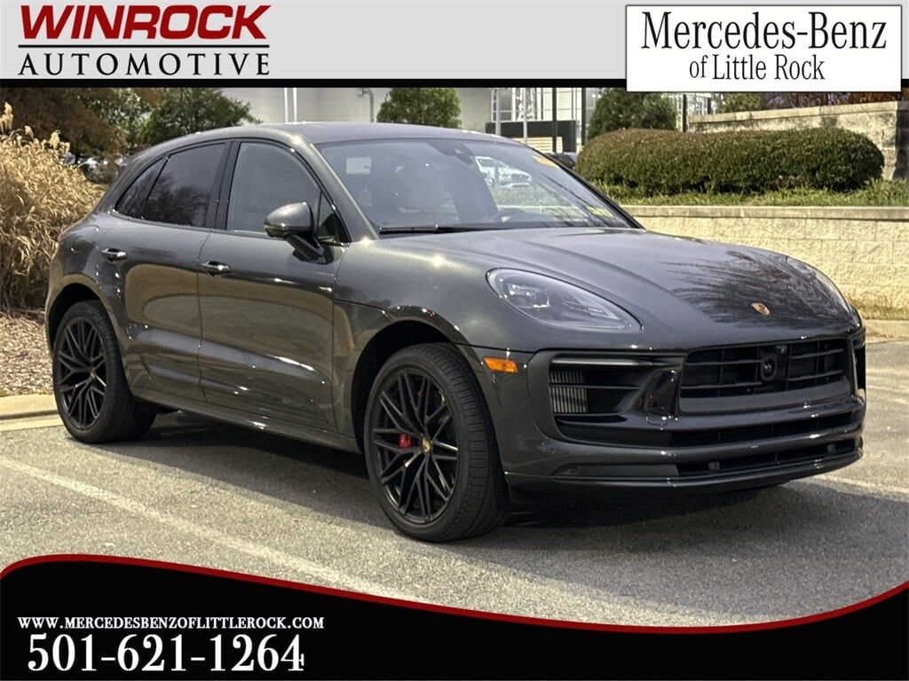 2022 PORSCHE Macan