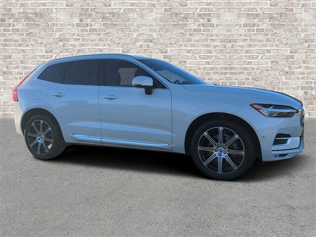 2021 VOLVO XC60