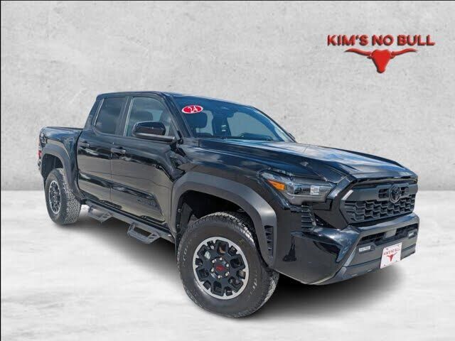 2024 TOYOTA Tacoma
