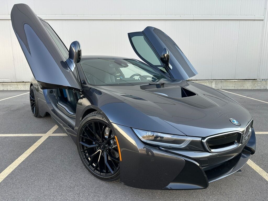 BMW i8
