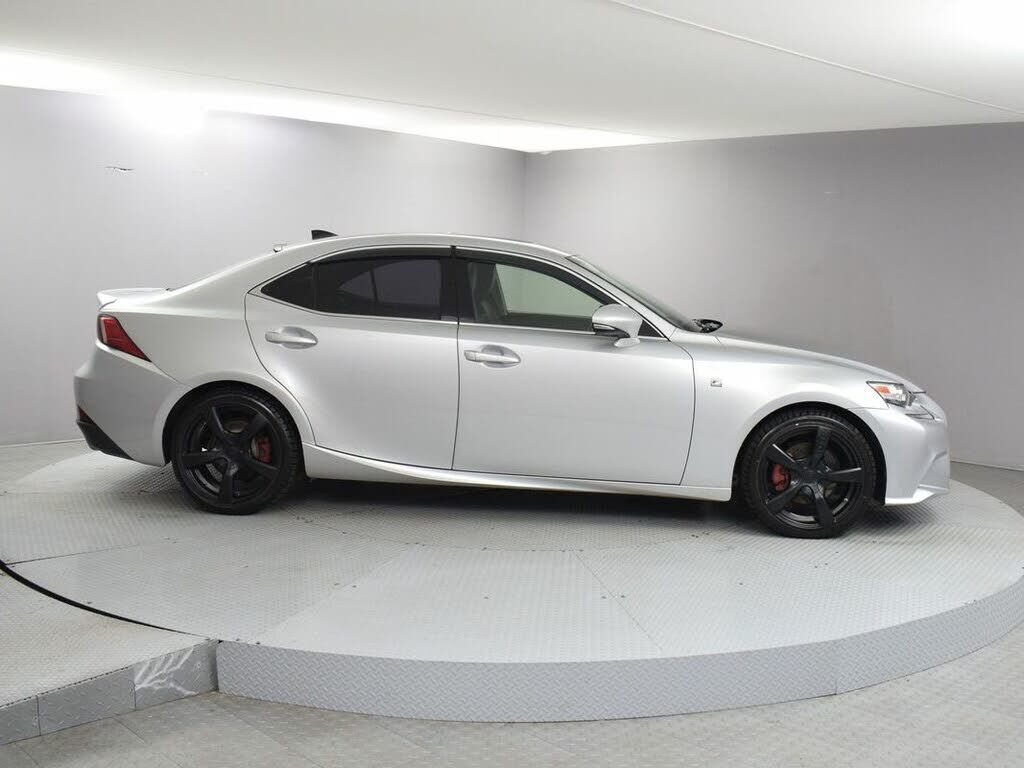 2015 LEXUS IS