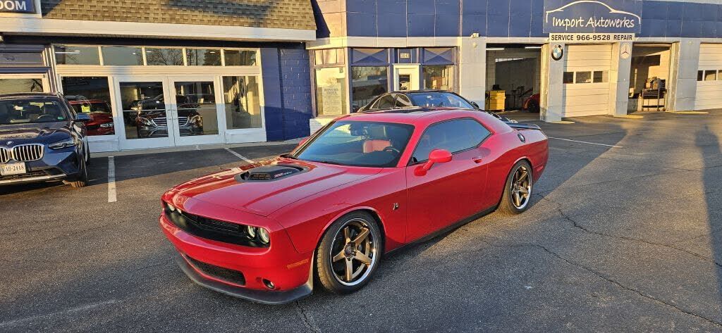 2016 DODGE Challenger